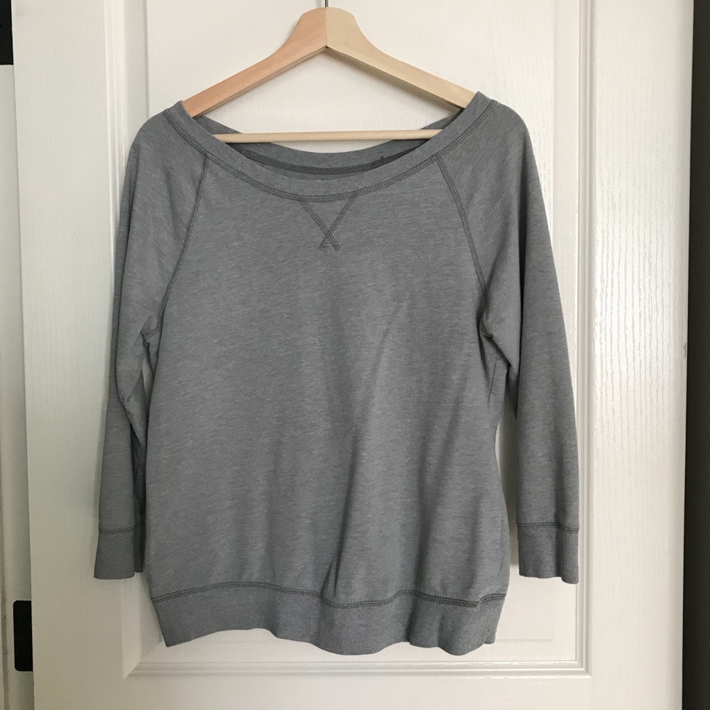 Old Navy Crewneck Sweatshirt Women’s Gray